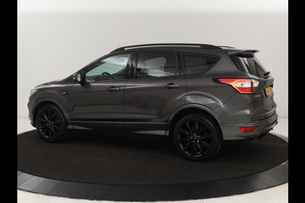 Ford Kuga 1.5 EcoBoost ST Line | Stoelverwarming | Trekhaak | Half leder | Carplay | Camera | Park Assist | Navigatie | Climate control | Cruise control
