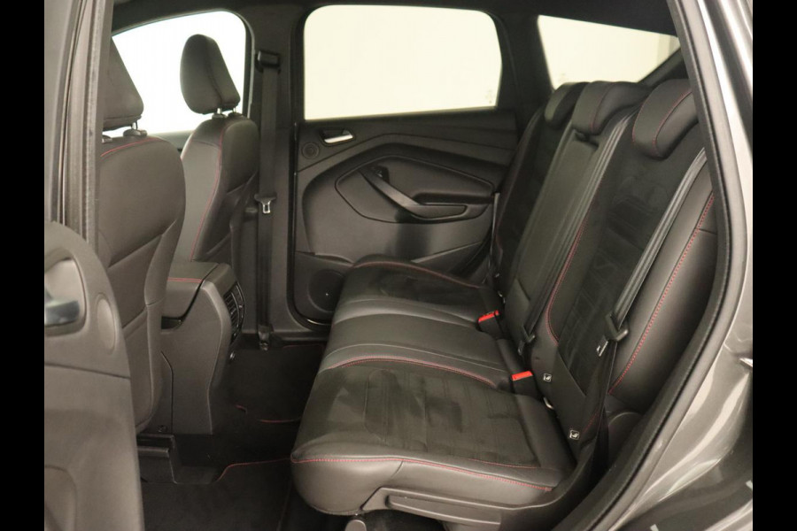 Ford Kuga 1.5 EcoBoost ST Line | Stoelverwarming | Trekhaak | Half leder | Carplay | Camera | Park Assist | Navigatie | Climate control | Cruise control