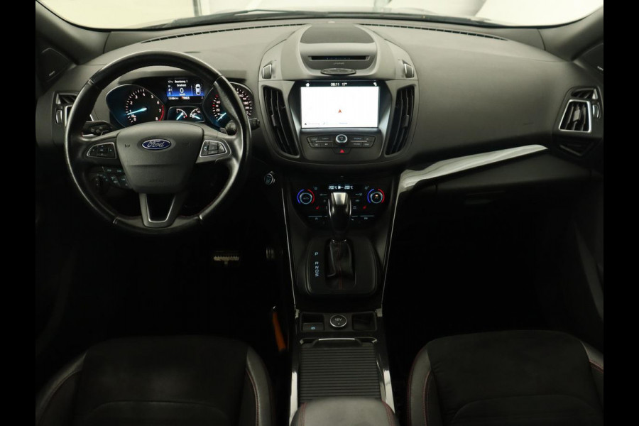Ford Kuga 1.5 EcoBoost ST Line | Stoelverwarming | Trekhaak | Half leder | Carplay | Camera | Park Assist | Navigatie | Climate control | Cruise control