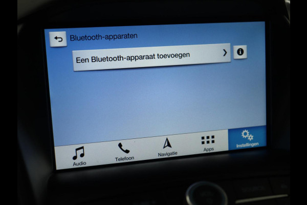 Ford Kuga 1.5 EcoBoost ST Line | Stoelverwarming | Trekhaak | Half leder | Carplay | Camera | Park Assist | Navigatie | Climate control | Cruise control