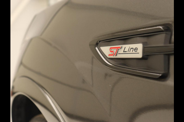 Ford Kuga 1.5 EcoBoost ST Line | Stoelverwarming | Trekhaak | Half leder | Carplay | Camera | Park Assist | Navigatie | Climate control | Cruise control