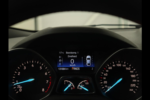 Ford Kuga 1.5 EcoBoost ST Line | Stoelverwarming | Trekhaak | Half leder | Carplay | Camera | Park Assist | Navigatie | Climate control | Cruise control