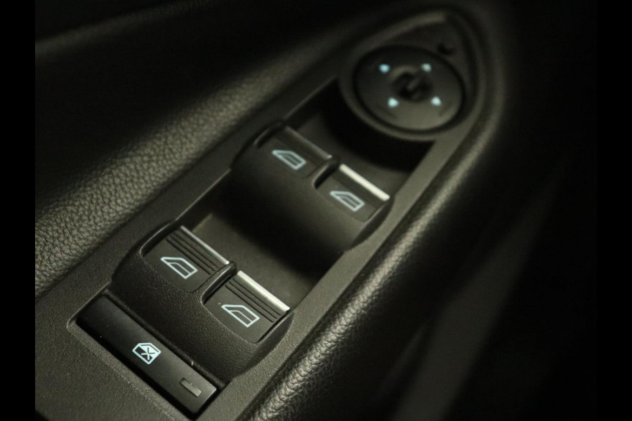 Ford Kuga 1.5 EcoBoost ST Line | Stoelverwarming | Trekhaak | Half leder | Carplay | Camera | Park Assist | Navigatie | Climate control | Cruise control