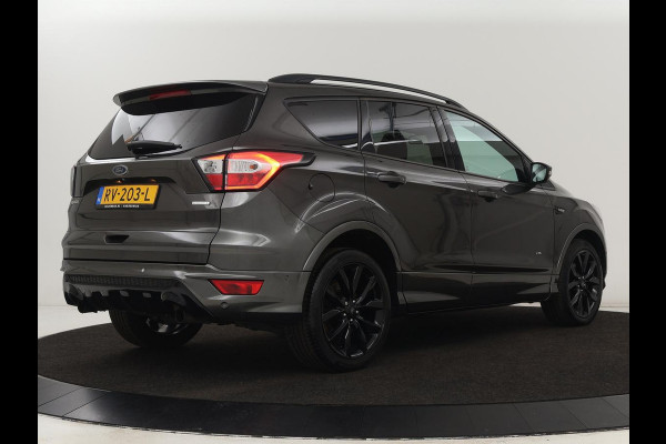 Ford Kuga 1.5 EcoBoost ST Line | Stoelverwarming | Trekhaak | Half leder | Carplay | Camera | Park Assist | Navigatie | Climate control | Cruise control