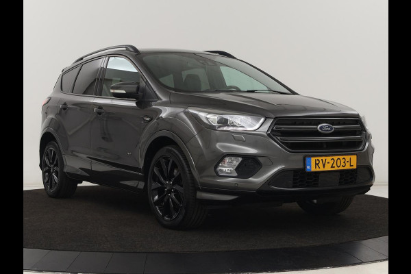 Ford Kuga 1.5 EcoBoost ST Line | Stoelverwarming | Trekhaak | Half leder | Carplay | Camera | Park Assist | Navigatie | Climate control | Cruise control