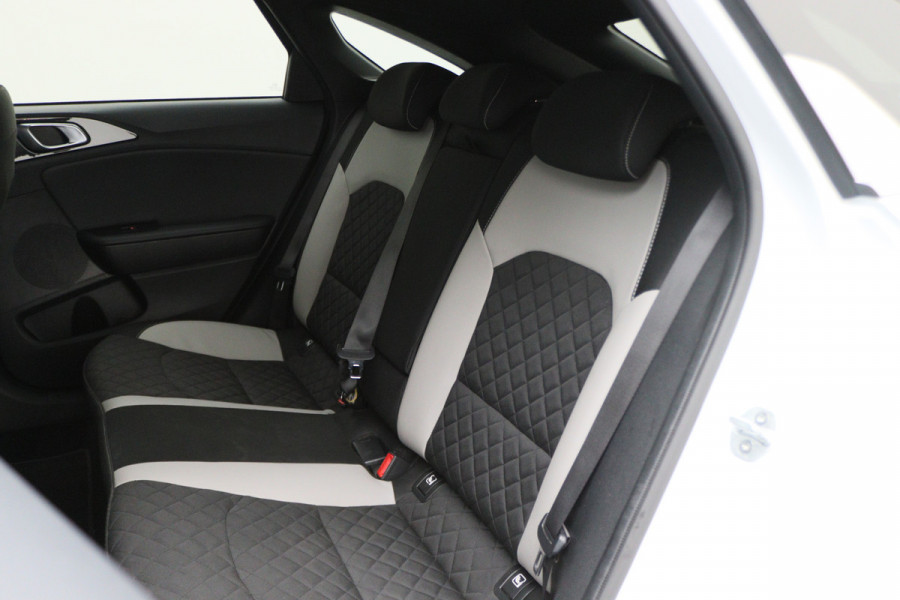 Kia ProCeed 1.0 T-GDI GT-Line Edition Camera, Apple Carplay, Lane Assist, Climate, DAB, PDC