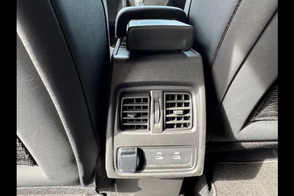 Renault Captur 1.6 E-Tech Full Hybrid 145 Techno Nieuw Model! Navi / LM 17'' / camera / Apple & Android auto / P-sensoren