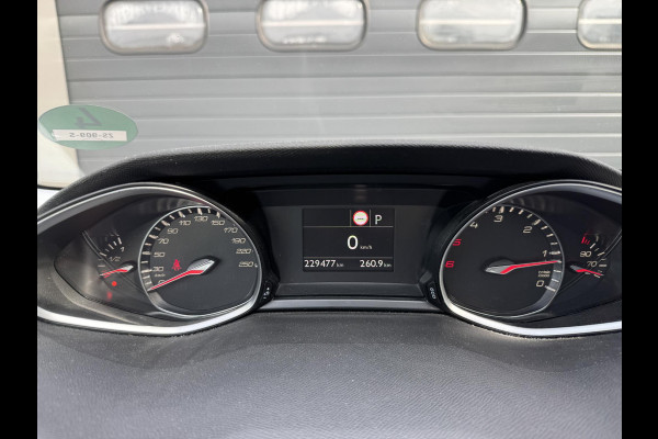 Peugeot 308 SW 1.5 BlueHDi Blue Lease Premium | Panoramadak | Camera | Climate Control | Lichtmetalen Velgen |