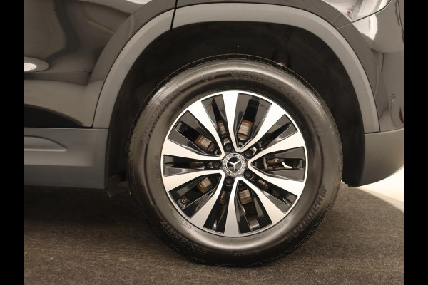 Mercedes-Benz GLA 180 Business Solution | Trekhaak | Stoelverwarming | Camera | Full LED | Half leder | Park Assist | Navigatie