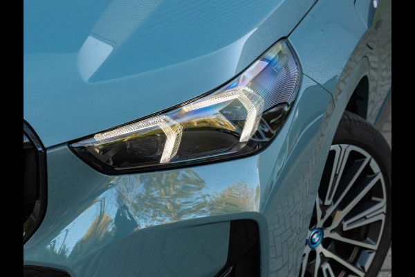 BMW X1 xDrive30e M-Sport Pro - Pano - Trekhaak - Driving Ass Prof - Harman Kardon