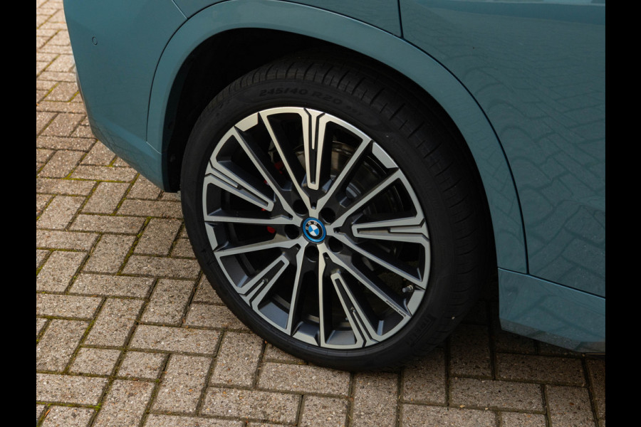 BMW X1 xDrive30e M-Sport Pro - Pano - Trekhaak - Driving Ass Prof - Harman Kardon