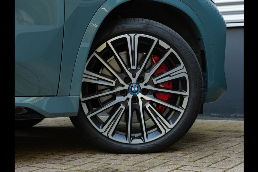 BMW X1 xDrive30e M-Sport Pro - Pano - Trekhaak - Driving Ass Prof - Harman Kardon