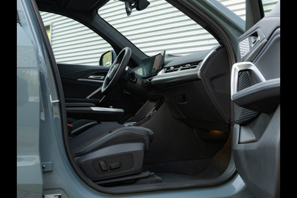 BMW X1 xDrive30e M-Sport Pro - Pano - Trekhaak - Driving Ass Prof - Harman Kardon