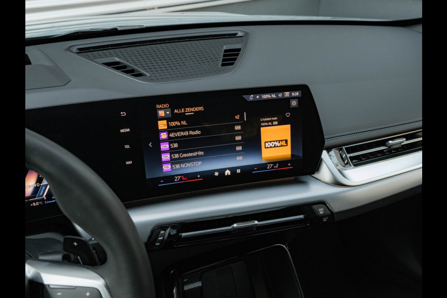 BMW X1 xDrive30e M-Sport Pro - Pano - Trekhaak - Driving Ass Prof - Harman Kardon