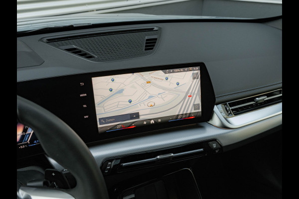 BMW X1 xDrive30e M-Sport Pro - Pano - Trekhaak - Driving Ass Prof - Harman Kardon