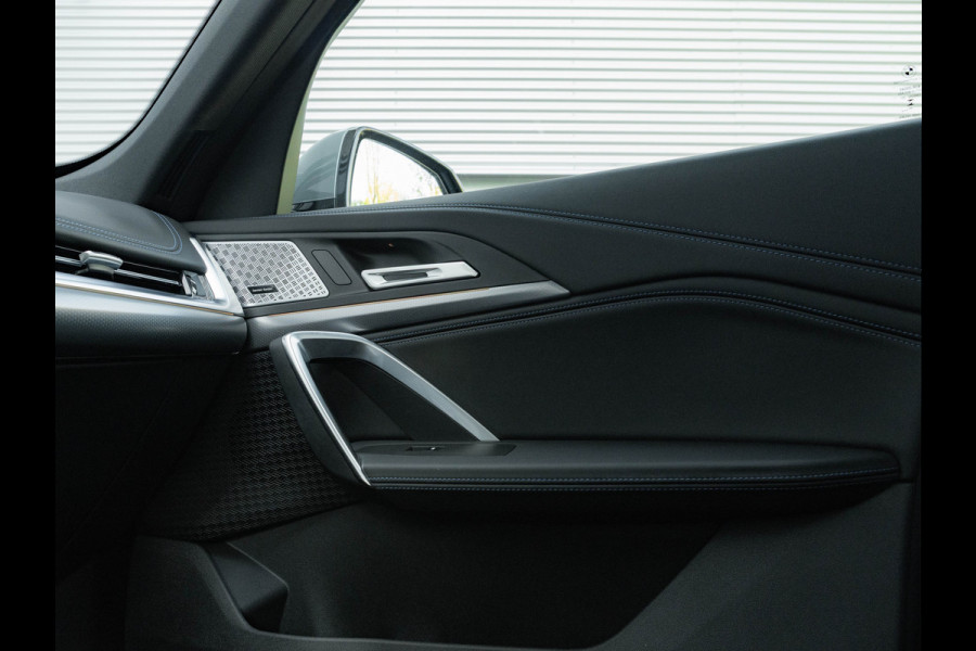 BMW X1 xDrive30e M-Sport Pro - Pano - Trekhaak - Driving Ass Prof - Harman Kardon