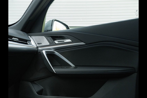 BMW X1 xDrive30e M-Sport Pro - Pano - Trekhaak - Driving Ass Prof - Harman Kardon