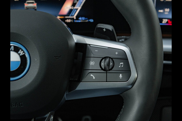 BMW X1 xDrive30e M-Sport Pro - Pano - Trekhaak - Driving Ass Prof - Harman Kardon