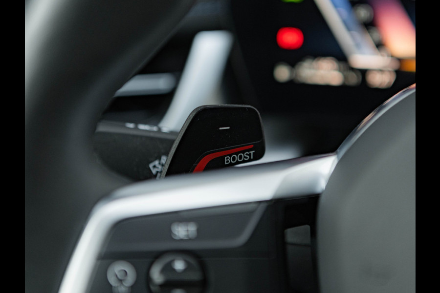 BMW X1 xDrive30e M-Sport Pro - Pano - Trekhaak - Driving Ass Prof - Harman Kardon