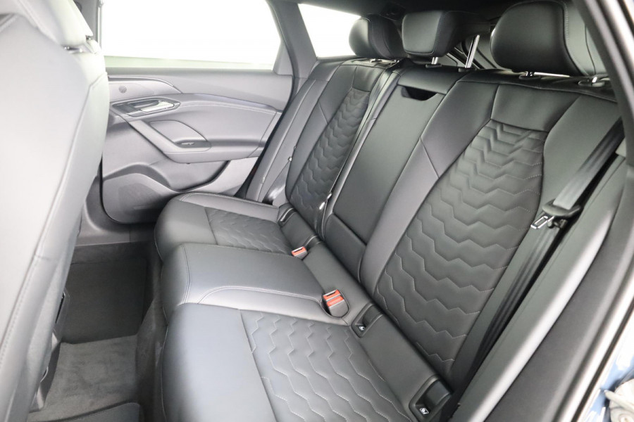 Audi A6 Avant e-tron S edition performance 100 kWh 367pk | Matrix Led | Keyless | Adaptieve cruise controle | Elektrisch verstelbare voorstoelen met geheugen bestuurdersstoel