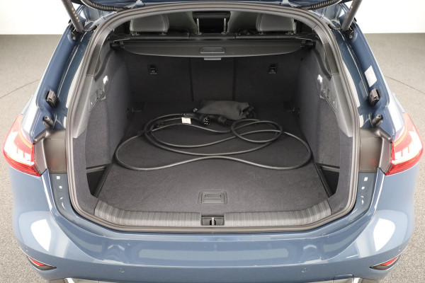 Audi A6 Avant e-tron S edition performance 100 kWh 367pk | Matrix Led | Keyless | Adaptieve cruise controle | Elektrisch verstelbare voorstoelen met geheugen bestuurdersstoel