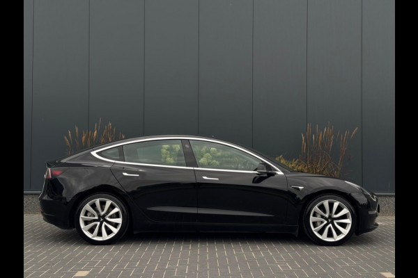 Tesla Model 3 Long Range DUAL MOTOR AWD 75kWh PANO NAVI CAMERA LED