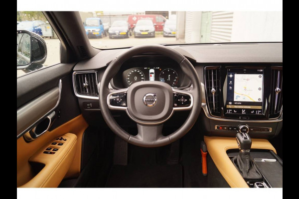 Volvo S90 2.0 D3 150pk Automaat Momentum -LEER-NAVI-