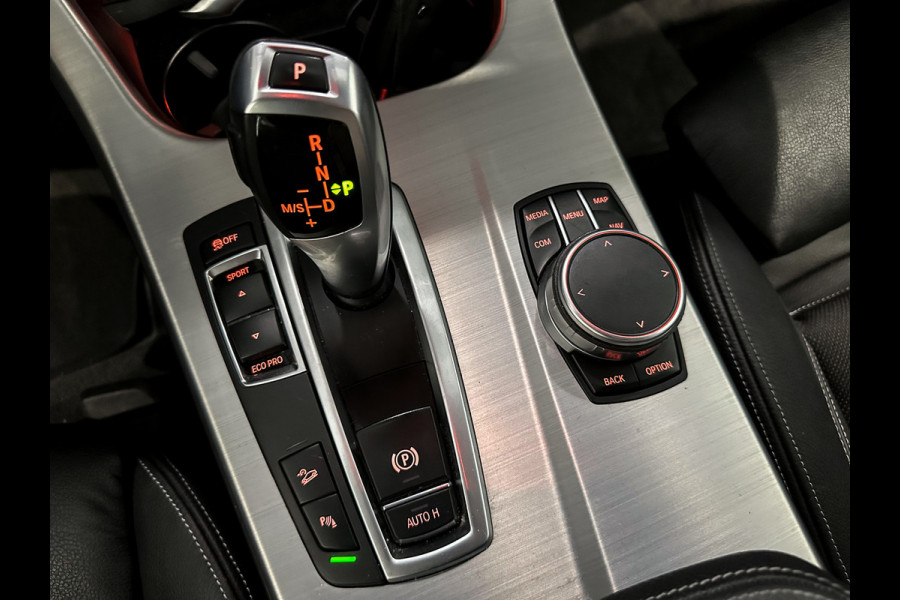 BMW X4 xDrive20i High Ex. |Camera|M-Pakket|LED