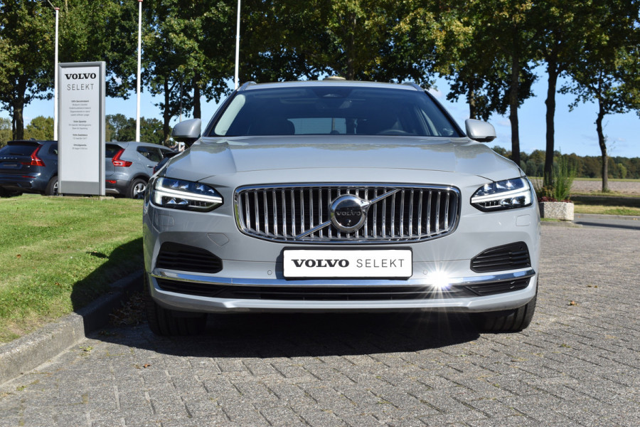 Volvo V90 T8 AWD 455PK Plug-in Hybrid Ultra Bright | HUD | B&W | 360 camera | Stuurverwarming | Panodak | 19"LMV