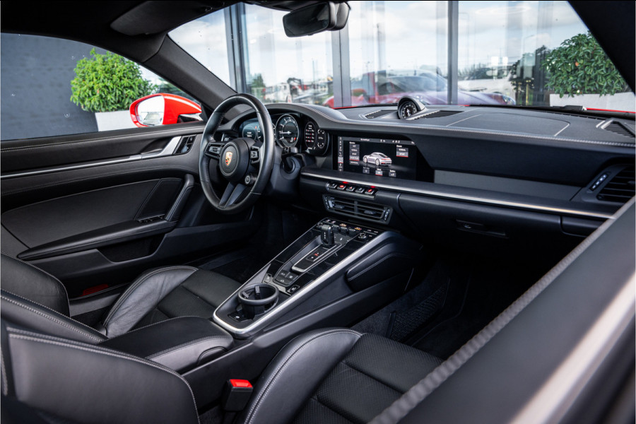 Porsche 911 992 3.0 Carrera S - Sport Chrono + | Panorama | Stuurverwarming | Keyless | Camera