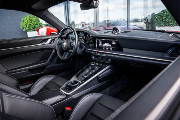 Porsche 911 992 3.0 Carrera S - Sport Chrono + | Panorama | Stuurverwarming | Keyless | Camera