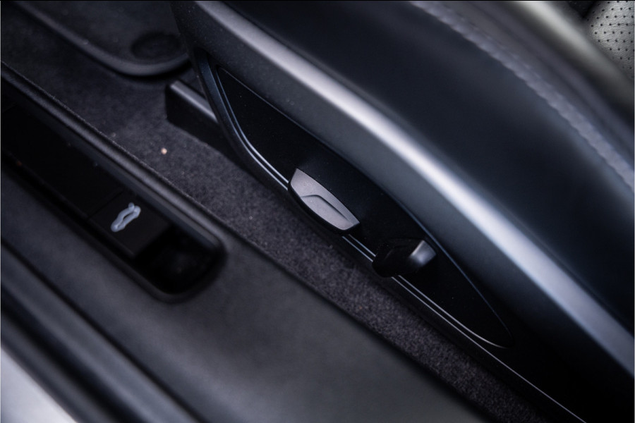 Porsche 911 992 3.0 Carrera S - Sport Chrono + | Panorama | Stuurverwarming | Keyless | Camera