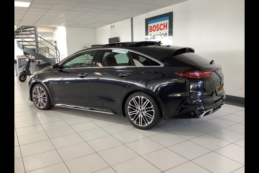 Kia ProCeed 1.4 T-GDI GT-PlusLine Panodak, Camera, Keyless, LED Kia ProCeed 1.4 T-GDI GT-PlusLine Panodak, Camera, Keyless, LED