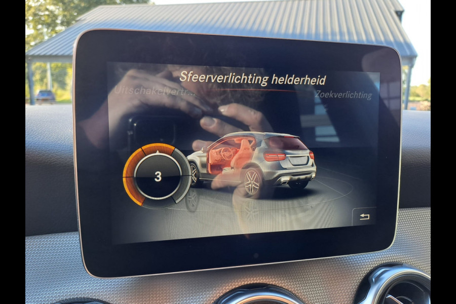 Mercedes-Benz GLA 180 Activity Edition | Navi | Camera | Afn. Trekhaak | Elektr. A. klep | Sportinterieur | Mercedes-Benz GLA 180 Activity Edition | Navi | Camera | Afn. Trekhaak | Elektr. A. klep | Sportinterieur |