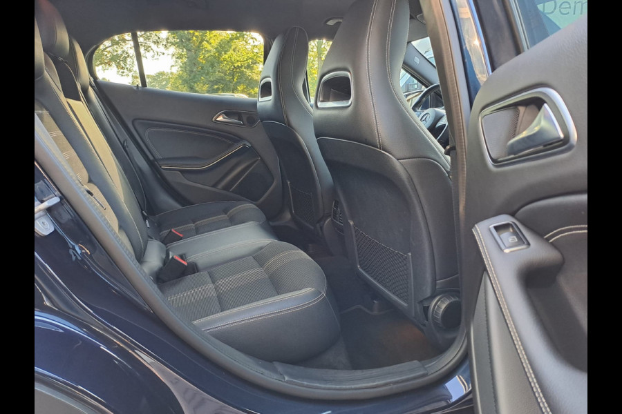 Mercedes-Benz GLA 180 Activity Edition | Navi | Camera | Afn. Trekhaak | Elektr. A. klep | Sportinterieur | Mercedes-Benz GLA 180 Activity Edition | Navi | Camera | Afn. Trekhaak | Elektr. A. klep | Sportinterieur |