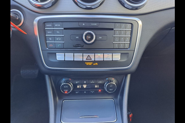 Mercedes-Benz GLA 180 Activity Edition | Navi | Camera | Afn. Trekhaak | Elektr. A. klep | Sportinterieur | Mercedes-Benz GLA 180 Activity Edition | Navi | Camera | Afn. Trekhaak | Elektr. A. klep | Sportinterieur |