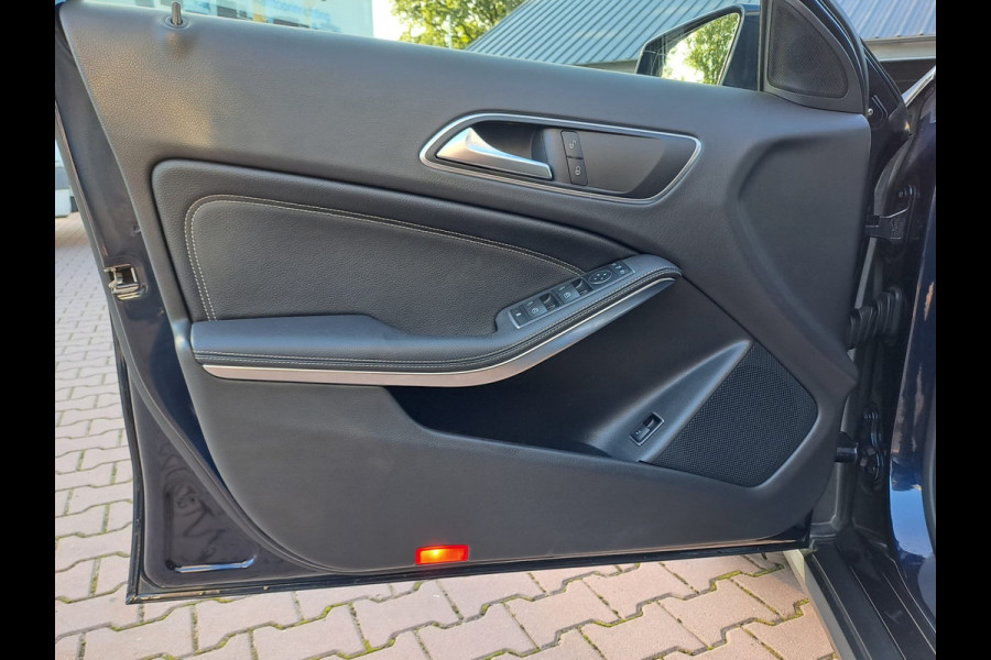 Mercedes-Benz GLA 180 Activity Edition | Navi | Camera | Afn. Trekhaak | Elektr. A. klep | Sportinterieur | Mercedes-Benz GLA 180 Activity Edition | Navi | Camera | Afn. Trekhaak | Elektr. A. klep | Sportinterieur |