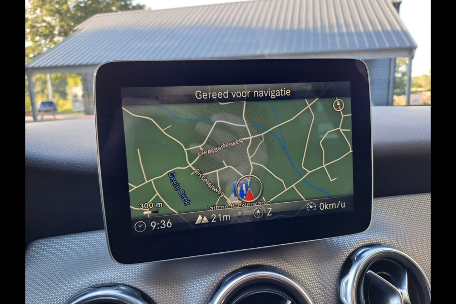 Mercedes-Benz GLA 180 Activity Edition | Navi | Camera | Afn. Trekhaak | Elektr. A. klep | Sportinterieur | Mercedes-Benz GLA 180 Activity Edition | Navi | Camera | Afn. Trekhaak | Elektr. A. klep | Sportinterieur |