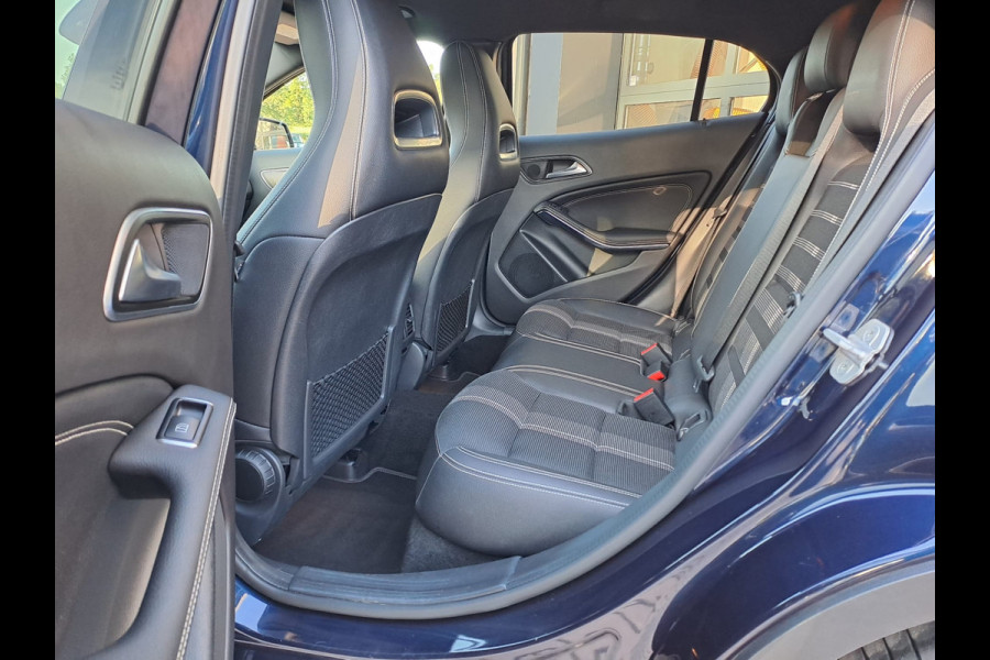 Mercedes-Benz GLA 180 Activity Edition | Navi | Camera | Afn. Trekhaak | Elektr. A. klep | Sportinterieur | Mercedes-Benz GLA 180 Activity Edition | Navi | Camera | Afn. Trekhaak | Elektr. A. klep | Sportinterieur |