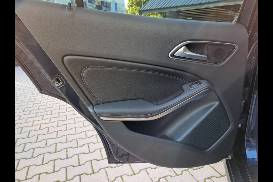 Mercedes-Benz GLA 180 Activity Edition | Navi | Camera | Afn. Trekhaak | Elektr. A. klep | Sportinterieur | Mercedes-Benz GLA 180 Activity Edition | Navi | Camera | Afn. Trekhaak | Elektr. A. klep | Sportinterieur |
