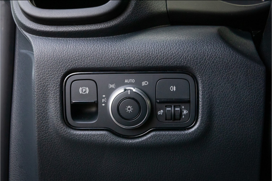 Mercedes-Benz Vito 116 CDI L2 Automaat -19 inch Gloss Black Mercedes-Benz Vito 116 CDI L2 Automaat -19 inch Gloss Black