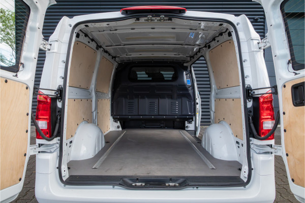 Mercedes-Benz Vito 116 CDI L2 Automaat -19 inch Gloss Black Mercedes-Benz Vito 116 CDI L2 Automaat -19 inch Gloss Black