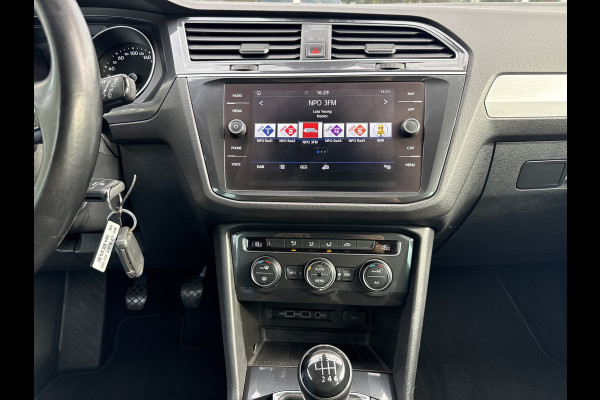 Volkswagen Tiguan 1.4 TSI ACT Comfortline Business | NL- auto | ACC | Clima | Carplay | Navi