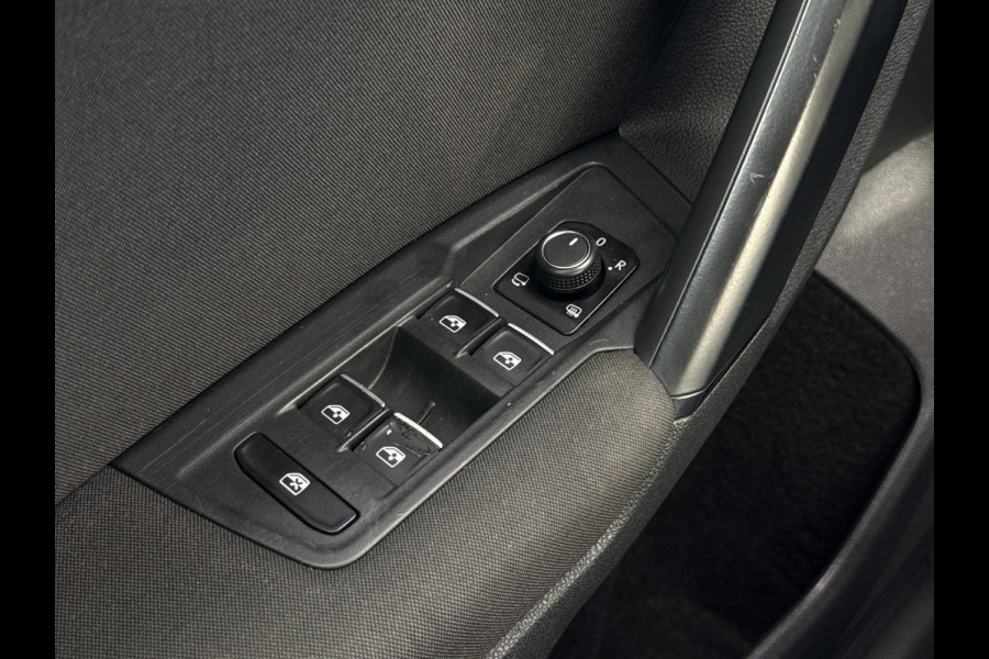 Volkswagen Tiguan 1.4 TSI ACT Comfortline Business | NL- auto | ACC | Clima | Carplay | Navi