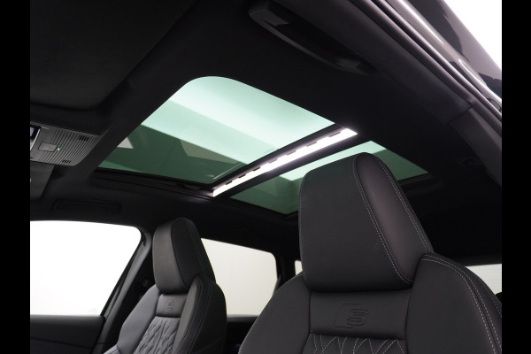 Audi Q4 e-tron 50 82kWh Quattro 300pk Competition S-Line Pano-dak Leer Matrix-Led 21" 77kWh Sonos®-Audio Warmtepomp Adaptive-Cruise HUD Head-Up Assistentie Pack Comfort-plus Pack Dynamic Pack Interieur Pack Keyless Pack Automatisch grootlicht Privacy-Glass Zeer compleet Grote Accu €75.000 nieuw