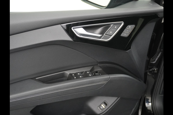 Audi Q4 e-tron 50 82kWh Quattro 300pk Competition S-Line Pano-dak Leer Matrix-Led 21" 77kWh Sonos®-Audio Warmtepomp Adaptive-Cruise HUD Head-Up Assistentie Pack Comfort-plus Pack Dynamic Pack Interieur Pack Keyless Pack Automatisch grootlicht Privacy-Glass Zeer compleet Grote Accu €75.000 nieuw