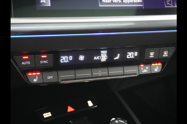 Audi Q4 e-tron 50 82kWh Quattro 300pk Competition S-Line Pano-dak Leer Matrix-Led 21" 77kWh Sonos®-Audio Warmtepomp Adaptive-Cruise HUD Head-Up Assistentie Pack Comfort-plus Pack Dynamic Pack Interieur Pack Keyless Pack Automatisch grootlicht Privacy-Glass Zeer compleet Grote Accu €75.000 nieuw