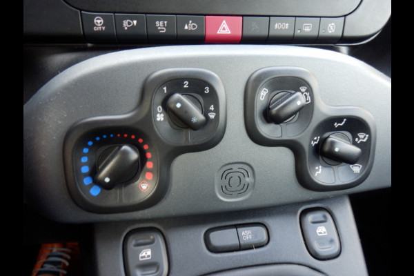 Fiat Panda Hybrid Cross | Airco | Led |