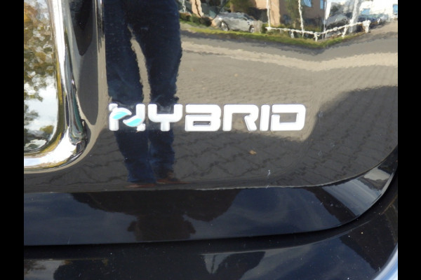 Fiat Panda Hybrid Cross | Airco | Led |