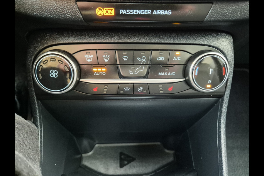 Ford Fiesta 1.0 EcoBoost Hybrid Titanium,Android/Carplay/navigatie,airco.cruise,stoel/stuur/voorruit verwarming,parkeesensoren,